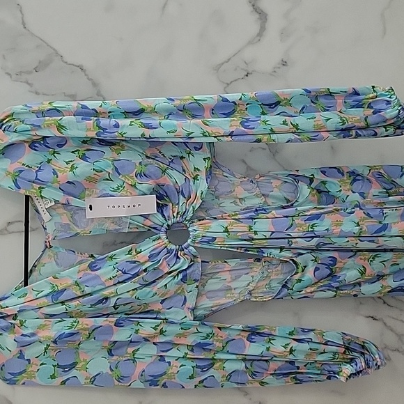 Topshop floral mini dress (Size 8) - Picture 5 of 7